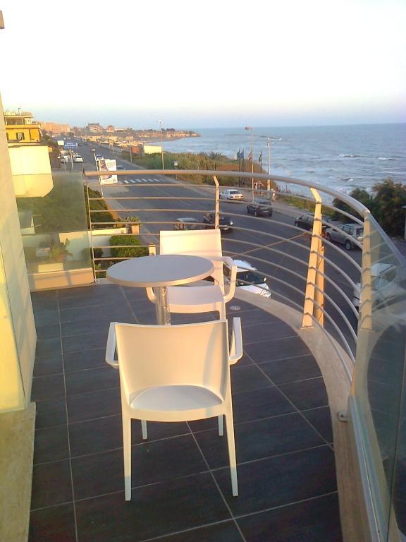 Hotel L'Approdo Anzio Phòng bức ảnh