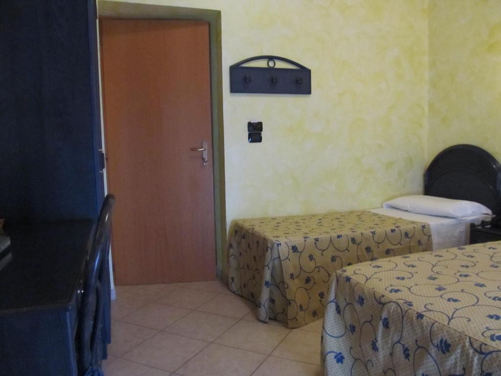 Hotel L'Approdo Anzio Phòng bức ảnh